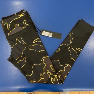 NWT Noli Guerra Legging- Gold, size L